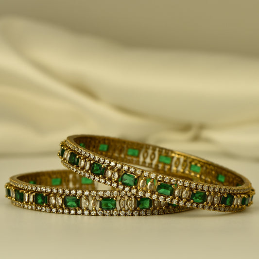 real-antique-gold-diamond-like-ad-bangle-elegant-minimal-look-for-all-occasion