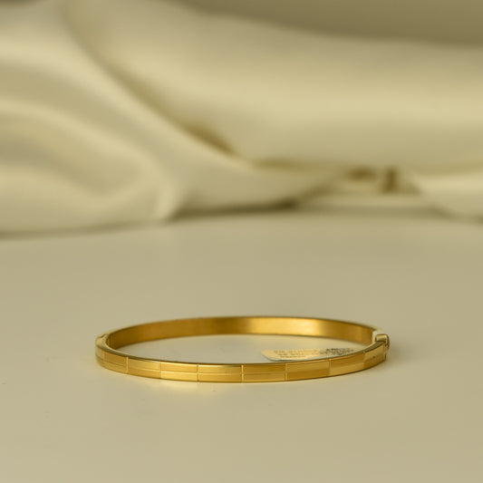 cuff-bracelet-kada-type-rose-gold-polish-anti-tarnish-minimal-western-korean-trend